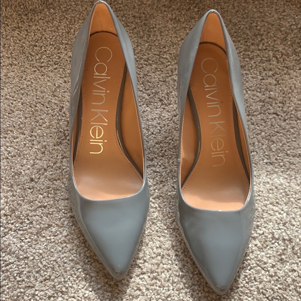 Calvin Klein grey patent leather heels size 9.5